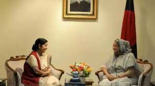 When India-Bangladesh diplomacy took the saree route