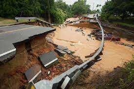Rains cause flash flooding in Tennessee; four dead