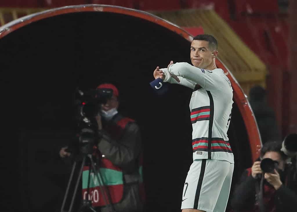 Cristiano Ronaldo's anger turns into blessing as his 'thrown' armband gets auctioned for charity Cristiano Ronaldo's anger turns into blessing as his 'thrown' armband gets auctioned for charity