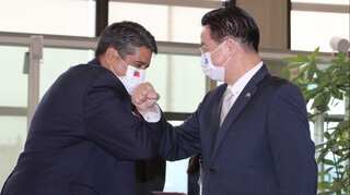 Palau president visits Taiwan despite Chinese pressure 