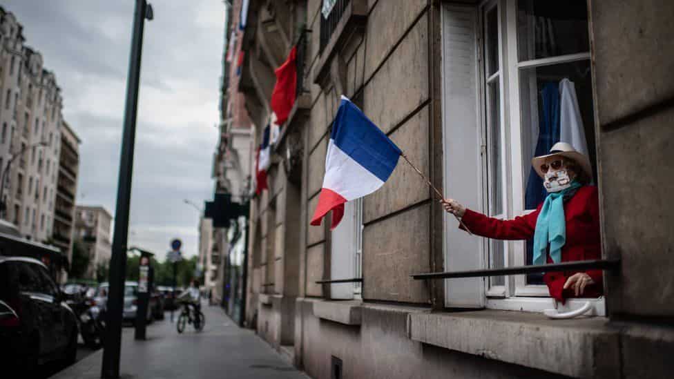 'No mask' high-profile gatherings in Paris under probe after exposé