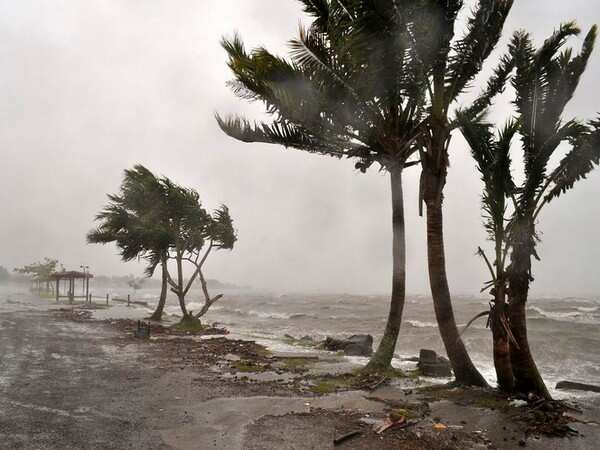 8 killed in violent thunderstorms in Bangladesh 8 killed in violent thunderstorms in Bangladesh