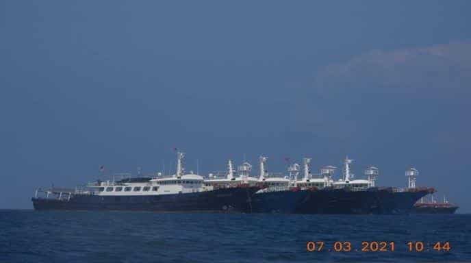 Philippine president's aide warns of 'unwanted hostilities' over Chinese boats