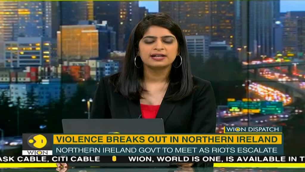 U.K.’s Johnson ‘Deeply Concerned’ by Northern Ireland Violence