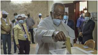 Veteran ruler Guelleh confident of victory as Djibouti votes