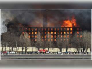 Historic Russian factory goes up in flames in St Petersburg