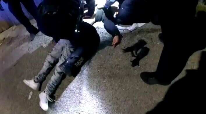 Unidentified police officer ran after toledo, fired shot; Watch this clip