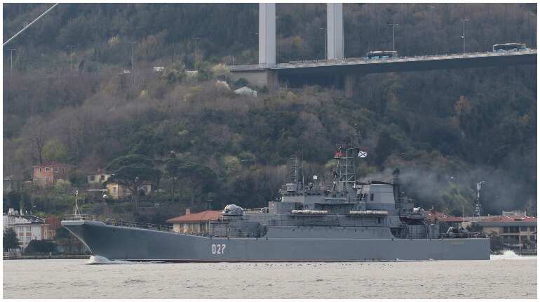 Russia sends two warships to Black Sea amid tensions with Ukraine