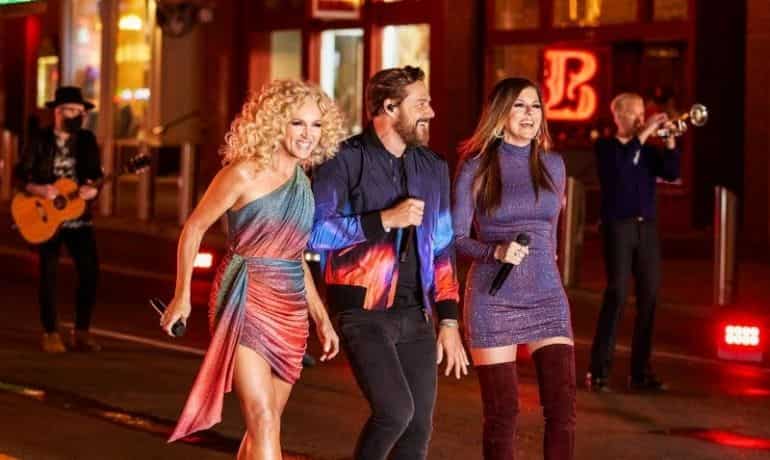 Stars come out for Country Music awards show in genre's hometown, Nashville