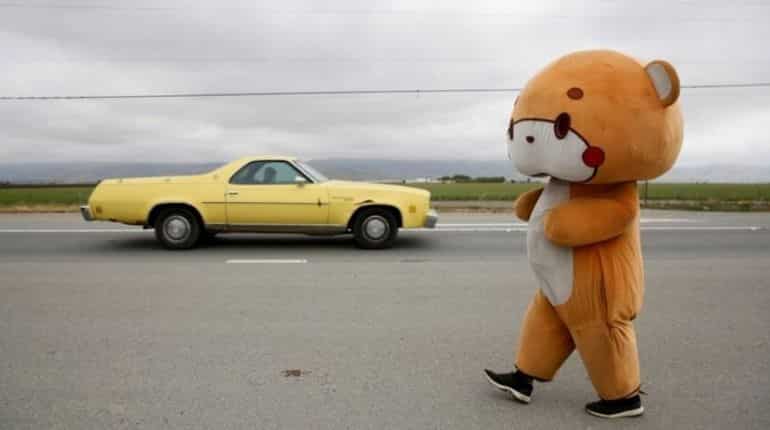 Los Angeles man wearing bear suit hits highway to San Francisco Los Angeles man wearing bear suit hits highway to San Francisco