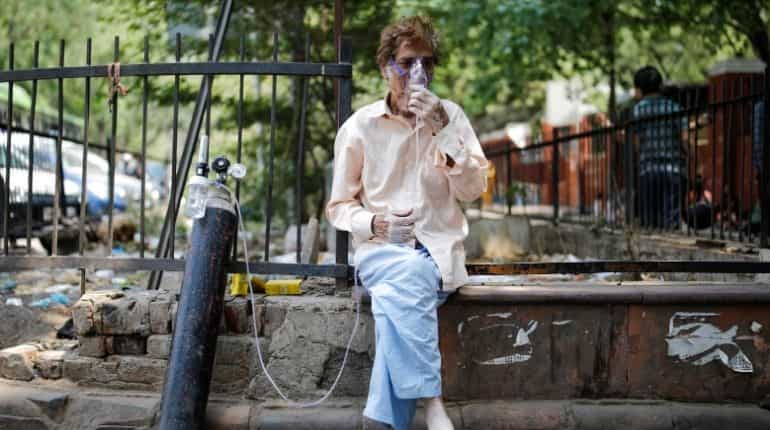 41% households in Delhi report flu-like symptoms: Survey