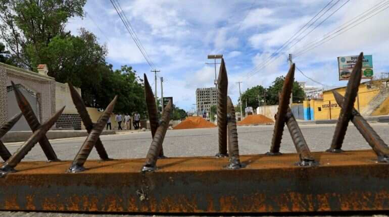 Forces opposed to Somali president control parts of Mogadishu