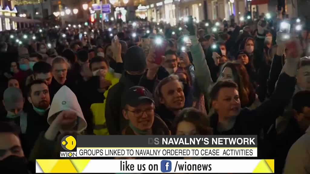 Russia orders Alexei Navalny's activists to stop operations