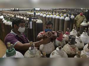 PM reviews progress of converting nitrogen plants to produce oxygen