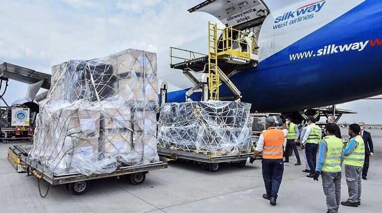India receives Covid aid including 548 oxygen concentrators, 365 ventilators from Ireland India receives Covid aid including 548 oxygen concentrators, 365 ventilators from Ireland