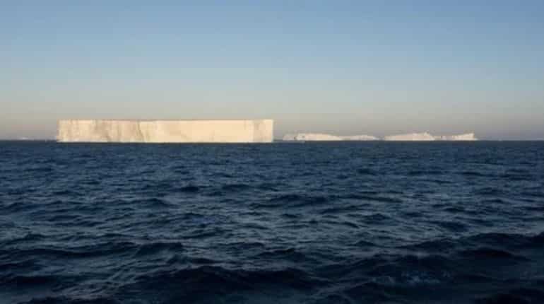 1.5C warming cap could 'halve' sea level rise from melting ice