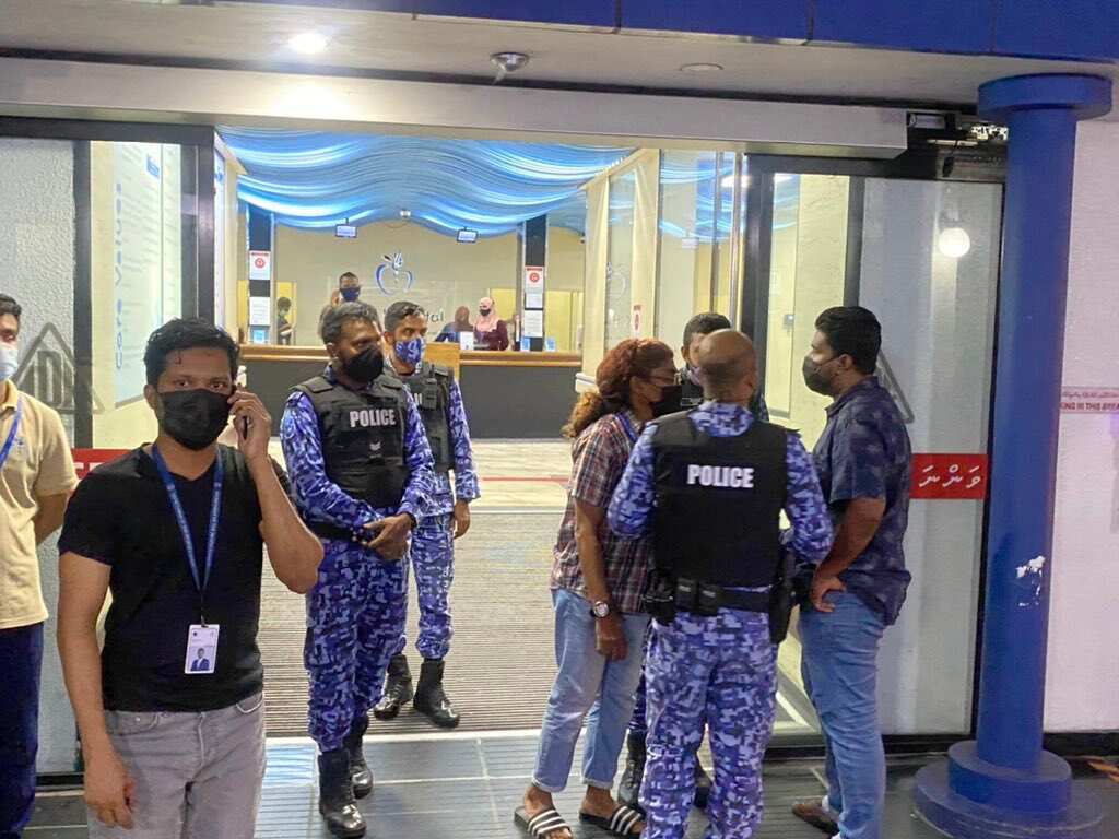 Former President of Maldives Mohamed Nasheed injured in a suspected bomb attack
