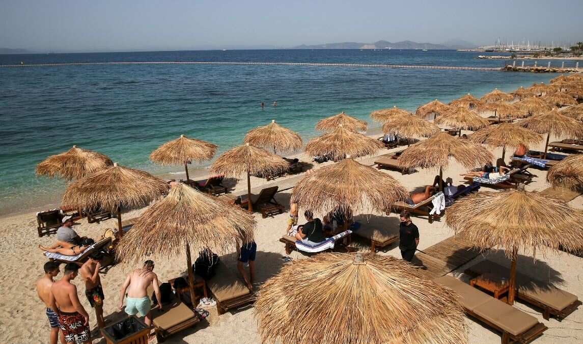 More tourists equals to better finances