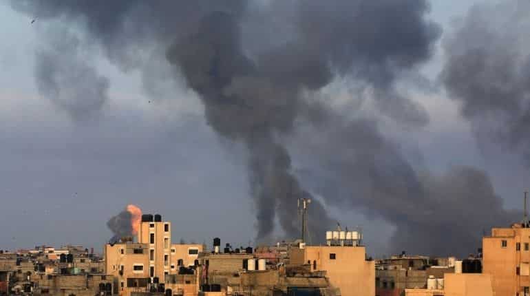 35 killed in Gaza, 5 in Israel, as violence escalates 35 killed in Gaza, 5 in Israel, as violence escalates