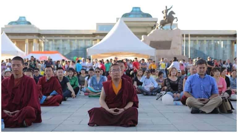 Opinion: Brothers and sisters in Dharma Opinion: Brothers and sisters in Dharma