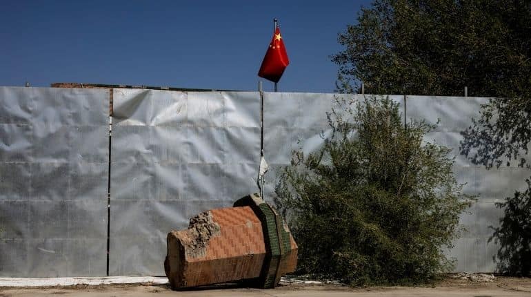 Mosques disappear as China strives to 'build beautiful Xinjiang' Mosques disappear as China strives to 'build beautiful Xinjiang'