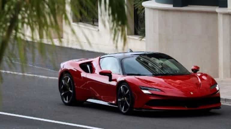 Ferrari moves into food and fashion