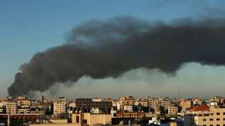 Israel bombs home of Hamas chief in Gaza; violence shows no signs of abating