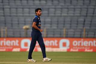 Cricket- I wanted to work with Rahul Dravid and I am lucky that he is coach: Bhuvneshwar Kumar