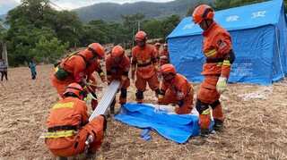 Strong quakes rattle two regions of China