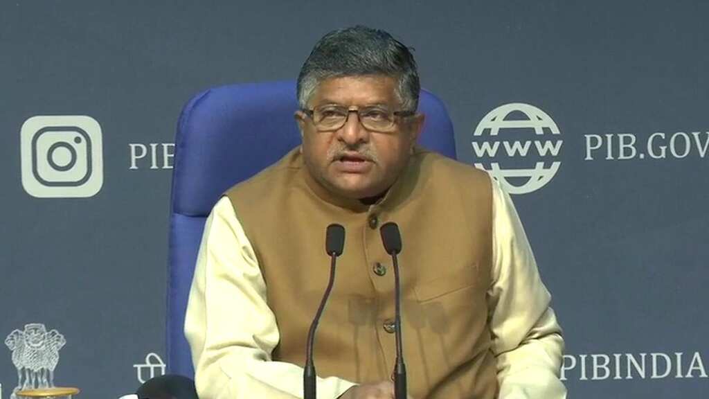 Indian Govt amidst legal battle over privacy says, "WhatsApp users in India will not be affected"