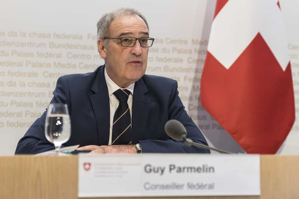 Switzerland rejects new bilateral treaty with the EU over free movement directive