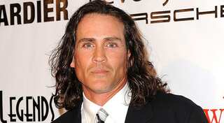 Top 5 Hollywood news today: 'Tarzan' actor Joe Lara dies in plane crash, Ed Sheeran Courteney Cox recreate 'The Routine' 