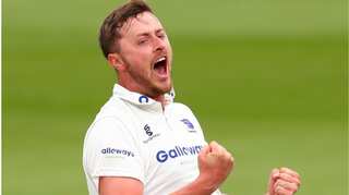 Ollie Robinson takes 'short break' from cricket after controversy over historic tweets