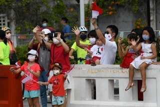 Amid virus surge, Singapore set to vaccinate students from June 3