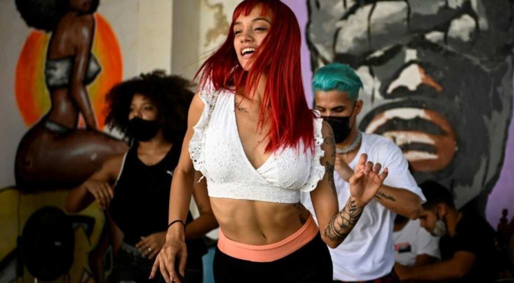 Internet propels Cuban hip hop troupe to global fame