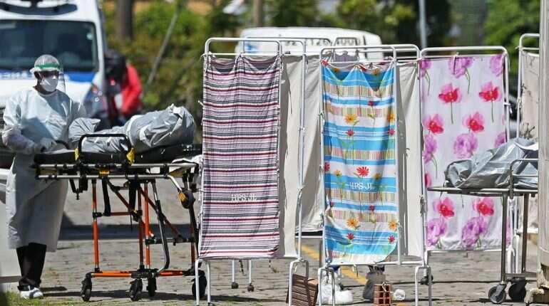 Third pandemic wave hits as Brazil surpasses half million deaths due to covid