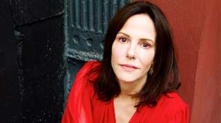 'Weeds' star Mary-Louise Parker joins Natalie Portman in 'The Days of Abandonment'