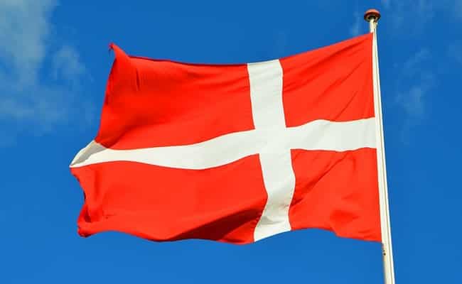 Denmark passes law to move asylum centers outside the Europe