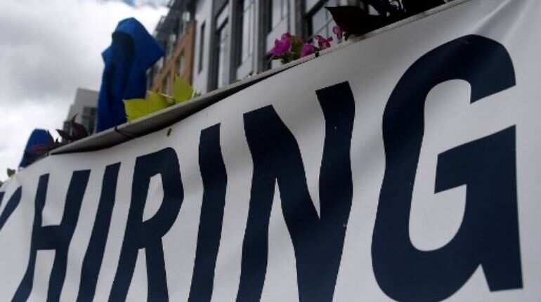 In US, equities rebound as dollar falls, job market shows tepid growth