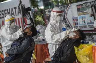 Indonesia witnesses surge in COVID-19 cases; hospitalisations worry officials