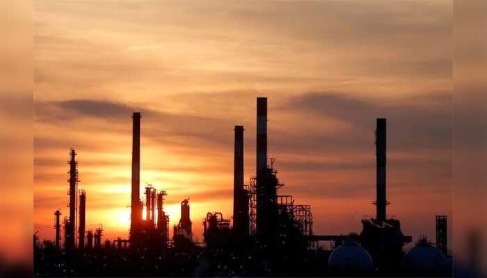 Market Today: Crude oil steadies after hitting 2-yr high