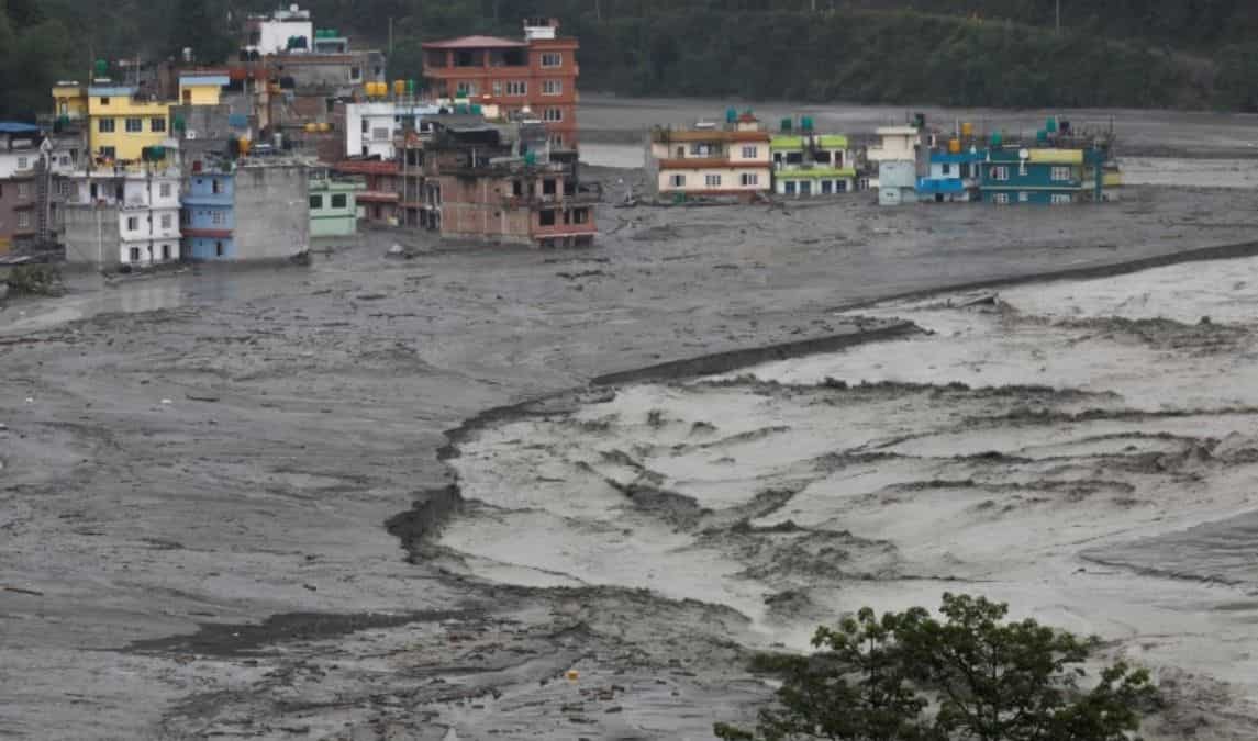 1 Indian, 2 Chinese killed in Nepal flood 1 Indian, 2 Chinese killed in Nepal flood