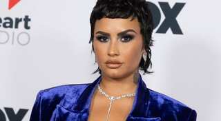Demi Lovato posts bathtub selfie, says they feel ‘sexiest’ when naked