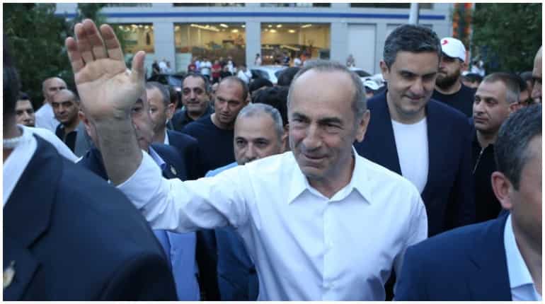 At least 20,000 rally for Armenia opposition leader ahead of polls: Report At least 20,000 rally for Armenia opposition leader ahead of polls: Report