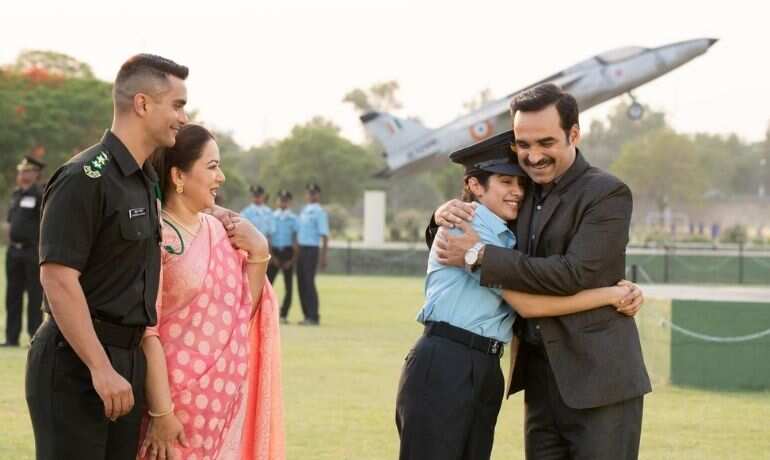 Gunjan Saxena: The Kargil Girl