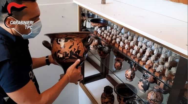 Theft of centuries: 800 stolen archaeological artifacts recovered in Italy