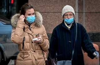 Mandatory indoor mask use returns to Los Angeles