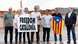 Spain: Pardoned separatists leave jail demanding 'freedom for Catalonia'