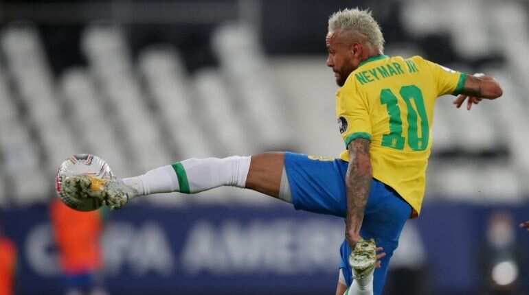 Copa America: Late goal gives Brazil controversial 2-1 win over Colombia Copa America: Late goal gives Brazil controversial 2-1 win over Colombia