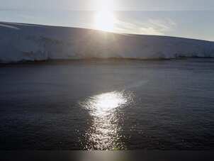 Spain: Sole survivor rescued in dinghy in Atlantic